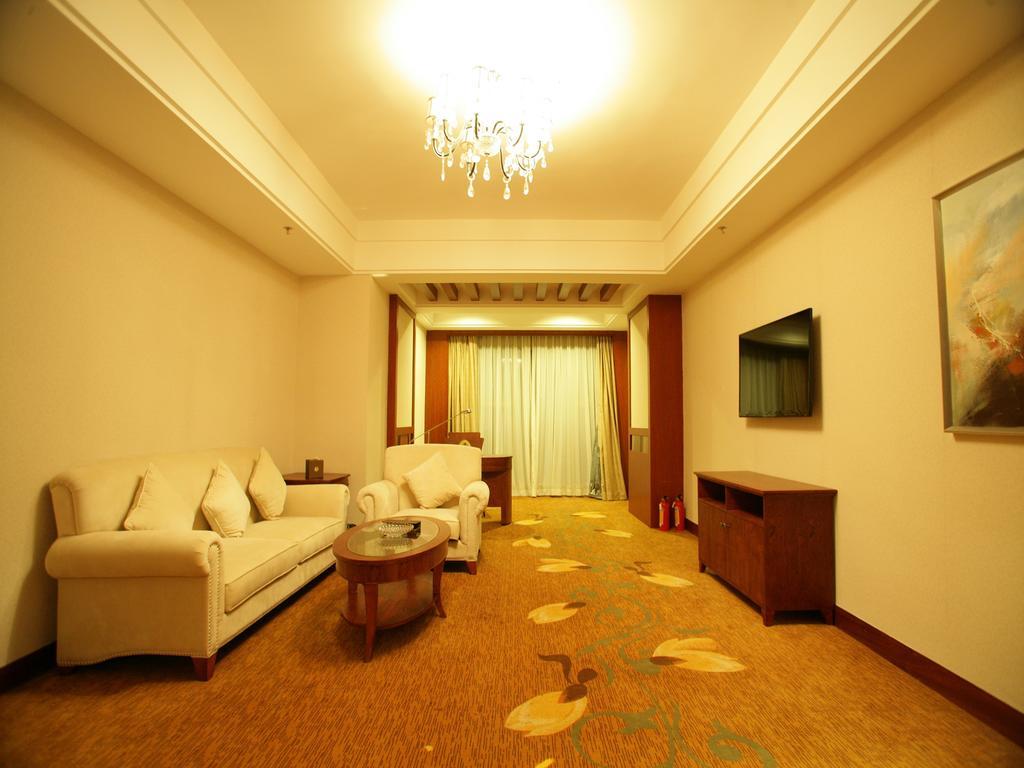 Dongguan Huilihua Hotel Buitenkant foto