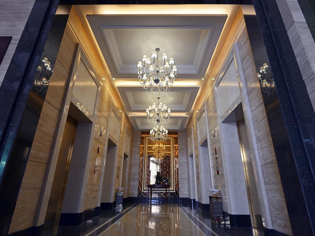 Dongguan Huilihua Hotel Buitenkant foto