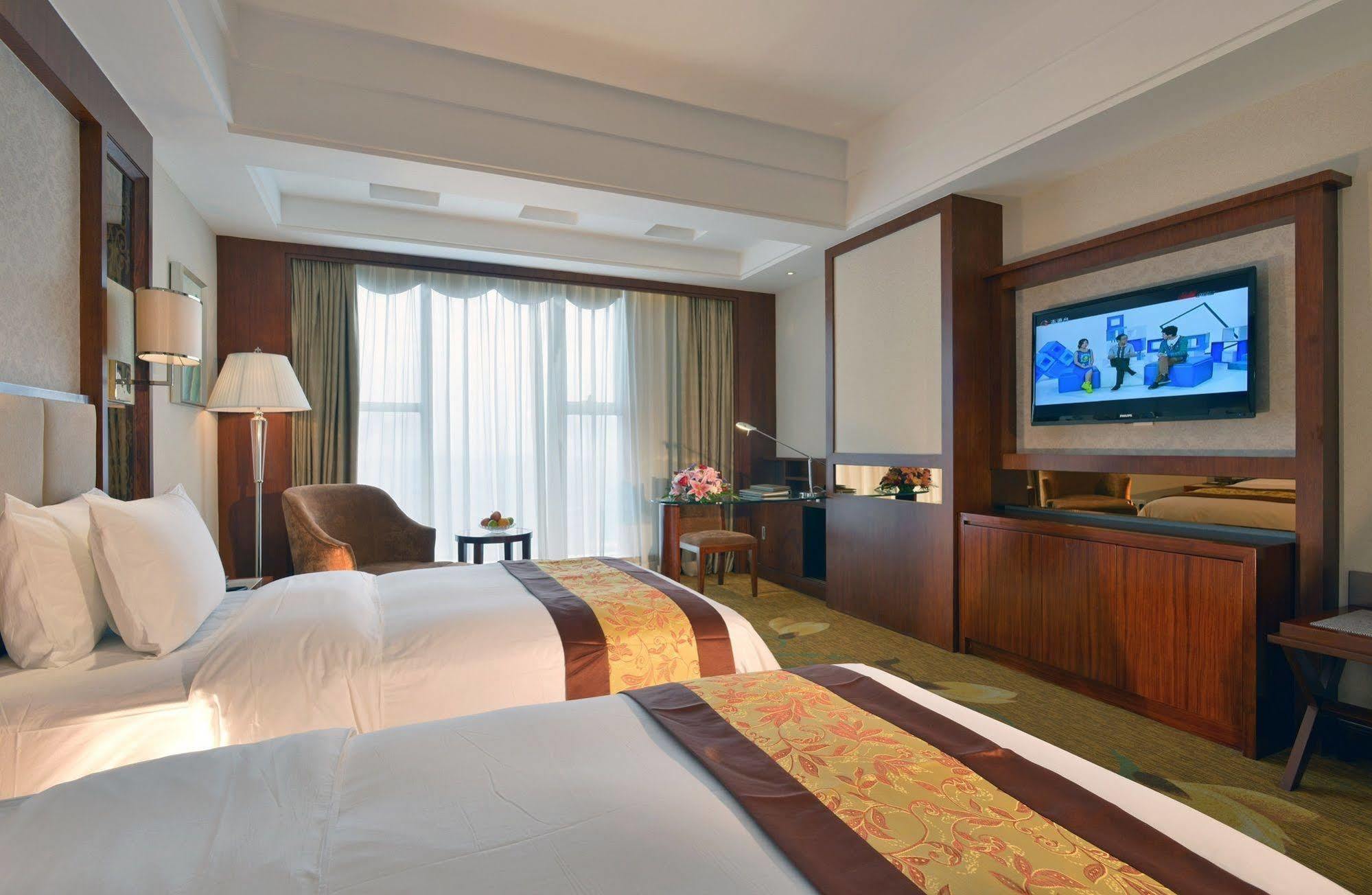 Dongguan Huilihua Hotel Buitenkant foto