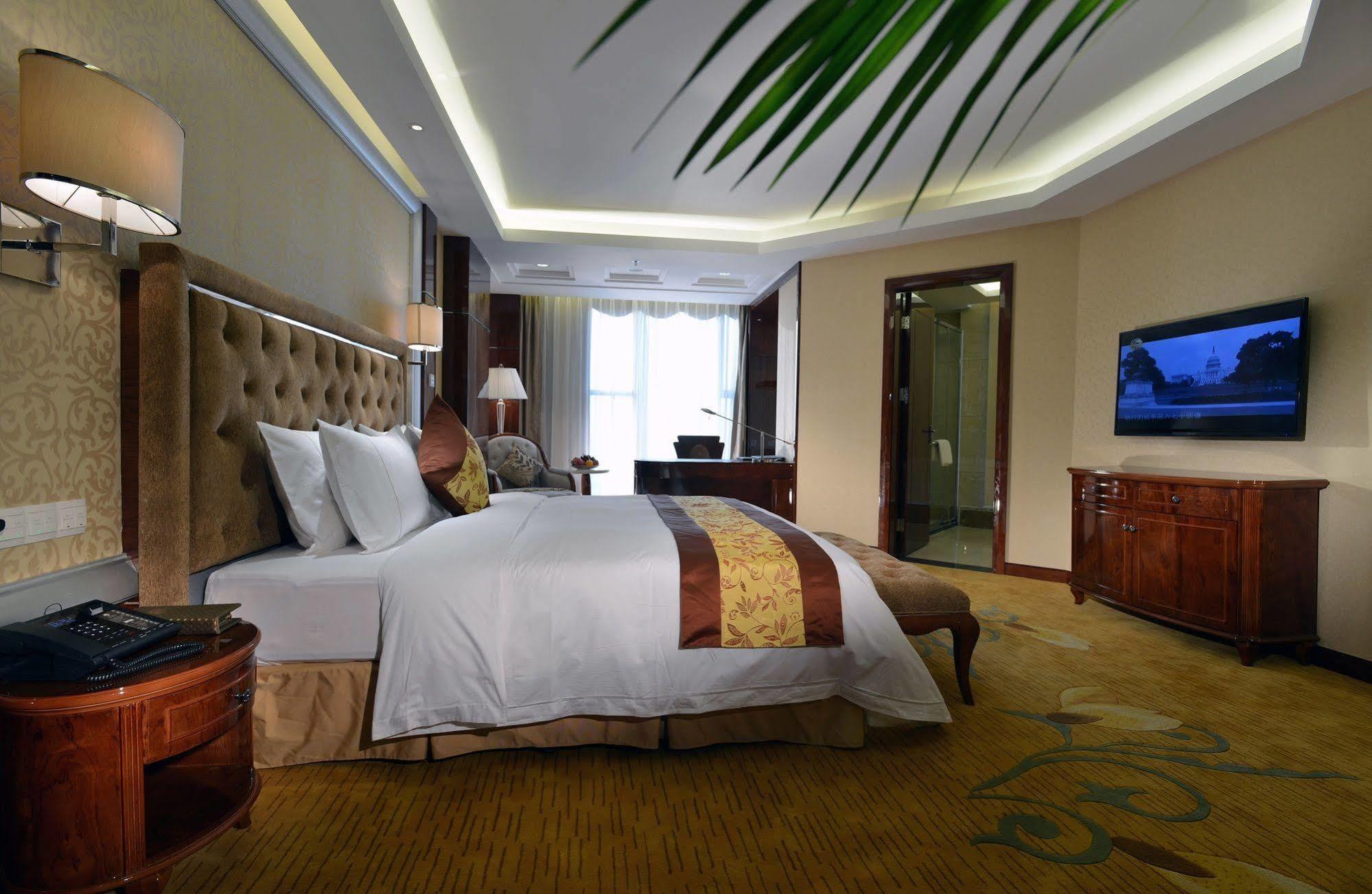Dongguan Huilihua Hotel Buitenkant foto